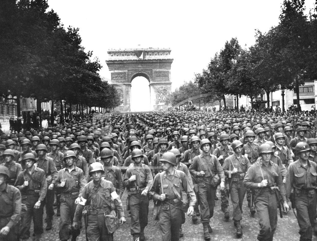 Watchf AP I   FRA APHS397756 WWII France, Liberation of Paris